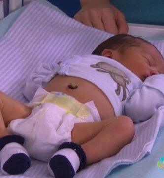Cómo cuidar el cordón umbilical de un recién nacido
