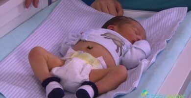 Cómo cuidar el cordón umbilical de un recién nacido