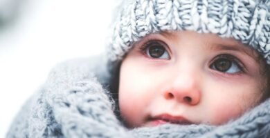 Cómo proteger a un recién nacido del frío
